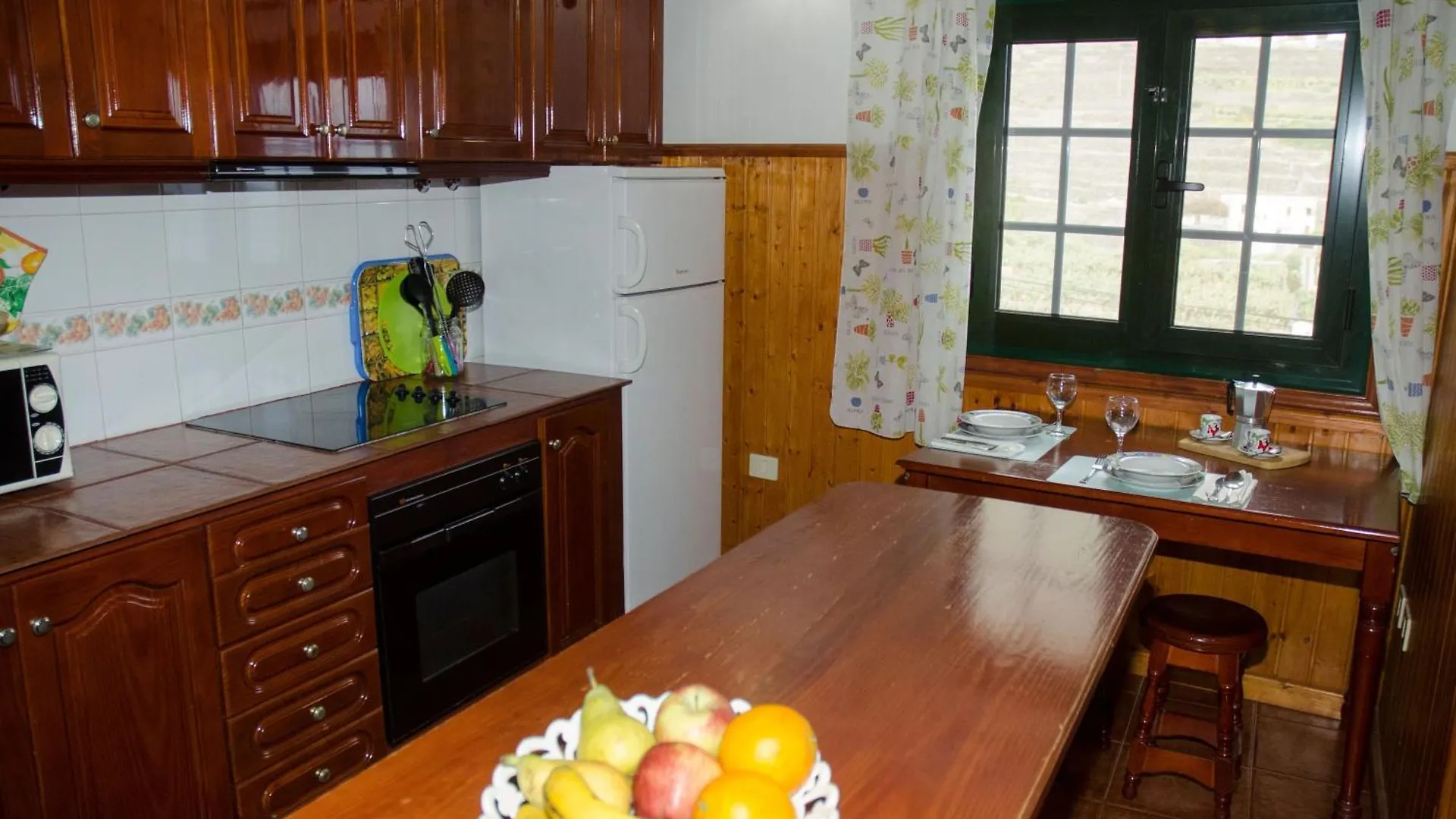Holiday home Ferienhaus In Hermigua Mit Moeblierter Terrasse