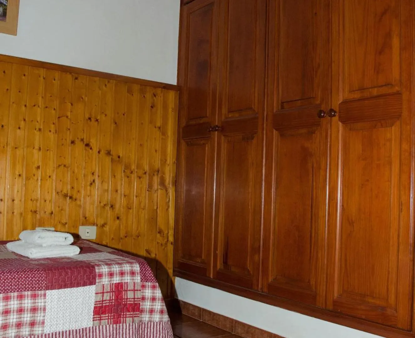 Ferienhaus In Hermigua Mit Moeblierter Terrasse 0*,